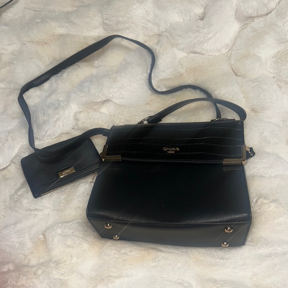 Elegant Black Leather Handbag